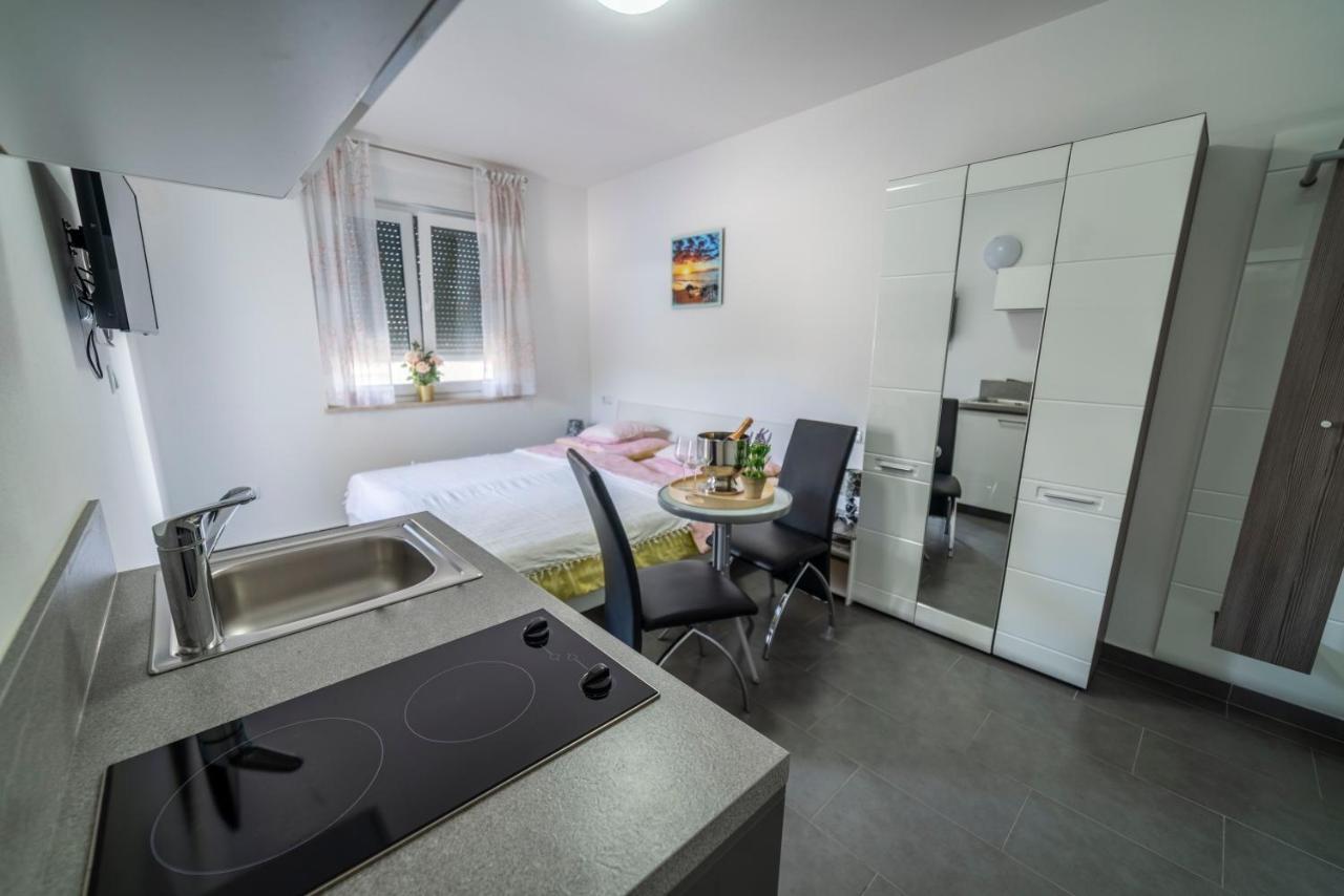 Apartments Adriana Pula Ngoại thất bức ảnh