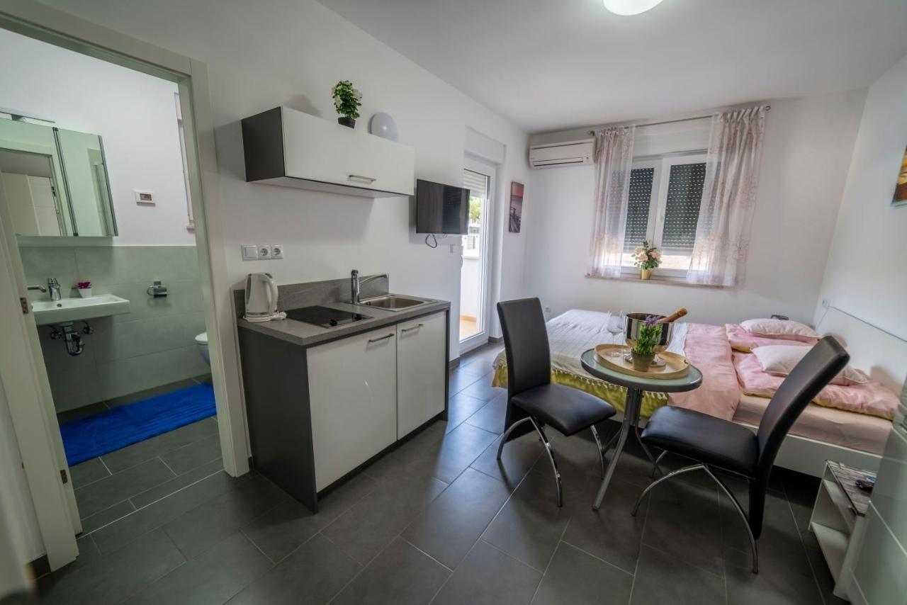 Apartments Adriana Pula Ngoại thất bức ảnh
